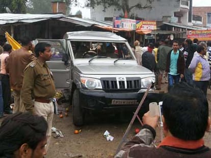 five people dead in road accident