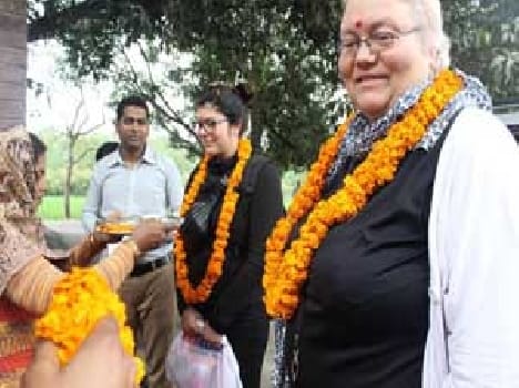 Denmark 's team a warm welcome in the village of Kafi