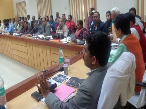 Make plans to educate farmers: DM