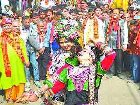 Devotees gathered in Shobhayatra