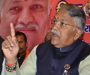shivsena MP support woman's entry ban in shani temple.