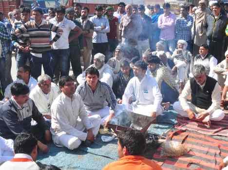 highway and railway track jaam due to haryana jat reservation movement
