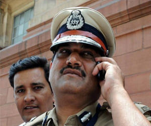 24 IPS officers transferred in Delhi including Meena