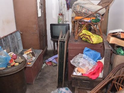  retired teacher murdered in lucknow.