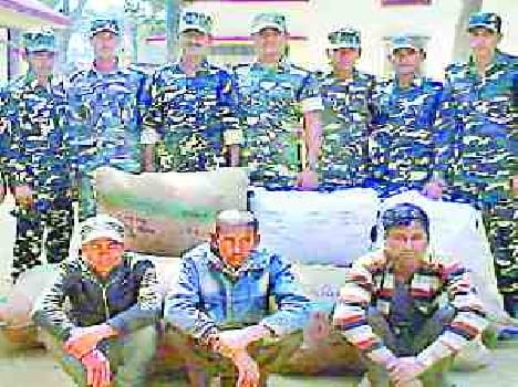 Two smugglers arrested with gutka