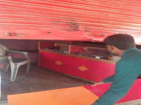 Sarraf store theft lock cut millions