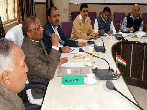 Screws tighten on the Commission to monitor election activities
