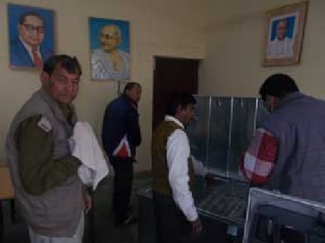 Tehsil 16 laptop thefts