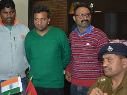 btech student done fraud of 26 lakh with snapdeal