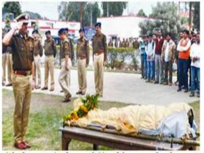 Policeman killed as family attacks cops for stopping music in UP
