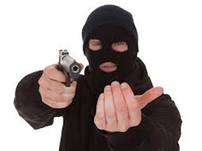 robbery at ratangarh in UP