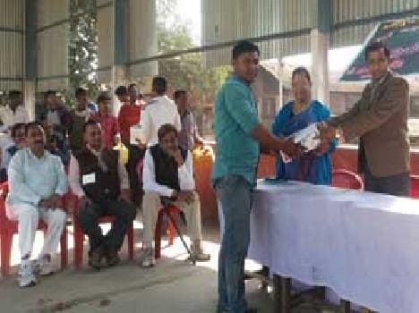 varsa and Nikhil became champion