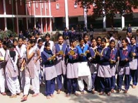 The second day of the examination board has not caught any imitator