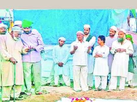 Seven people killed in road accident coming to attend the funeral in Raibareli 