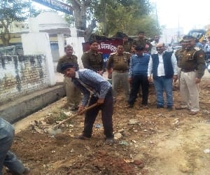 cleaning tax will be eight hunderd rupees