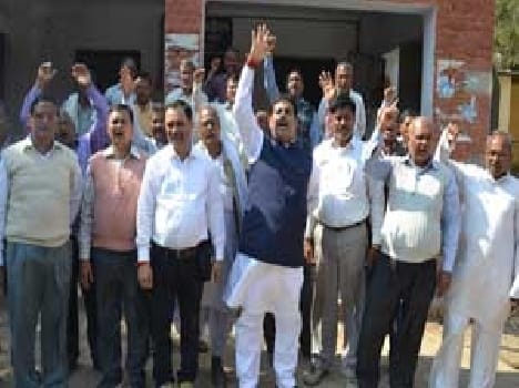 Performance demands of state workers