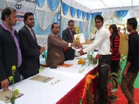 Deepak Saroj champion student , student aspiration champion title