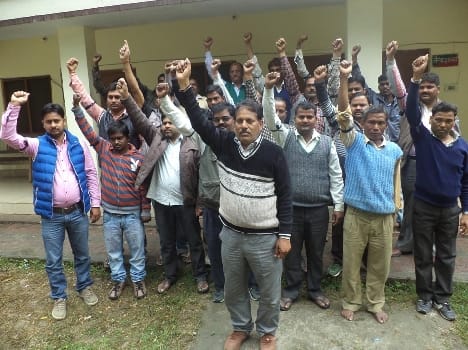 Dudhwa workers continue strike