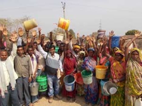 Lodhi villagers demonstrated for water