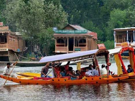 Maharashtra government will Boost tourism in jammu and kashmir