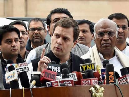 rahul gandhi's stance on jawaharlal nehru university matter