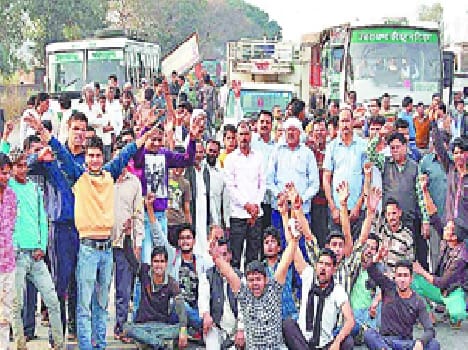 Highway blocking traffic at many places including opposition