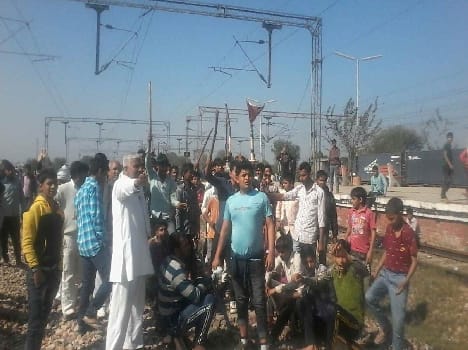 agitator stay on track and road