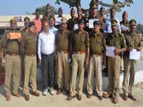 11 policemen honored for good work