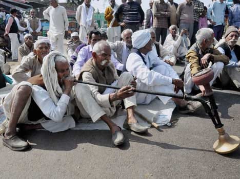bhartiya janta party in trouble during jat reservation movement