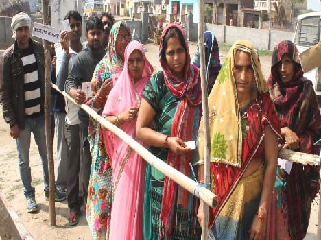 bumper polling in bulandshaher and pahasu