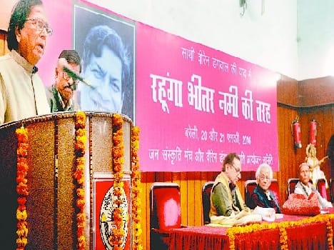 Viren poetry swimmers were not divers Dngwal Sun Bhushan