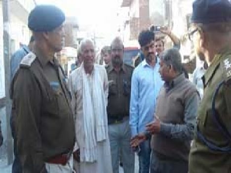 Miscreants looted Rs 25 lakh