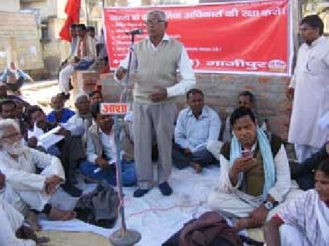 Students demand release