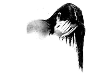  26-year-girl raped by three man in moving car