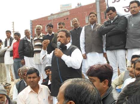 36 cast protest, reservation