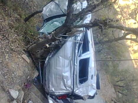 car accident at chail, 3 died.