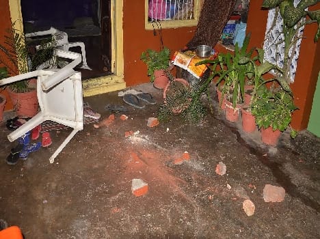 robbers gang looted