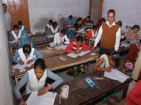 Two teachers have received copies, was finally picked three imitator