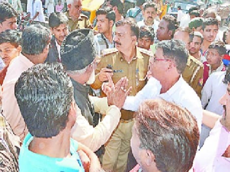 Remove encroachments during the commotion