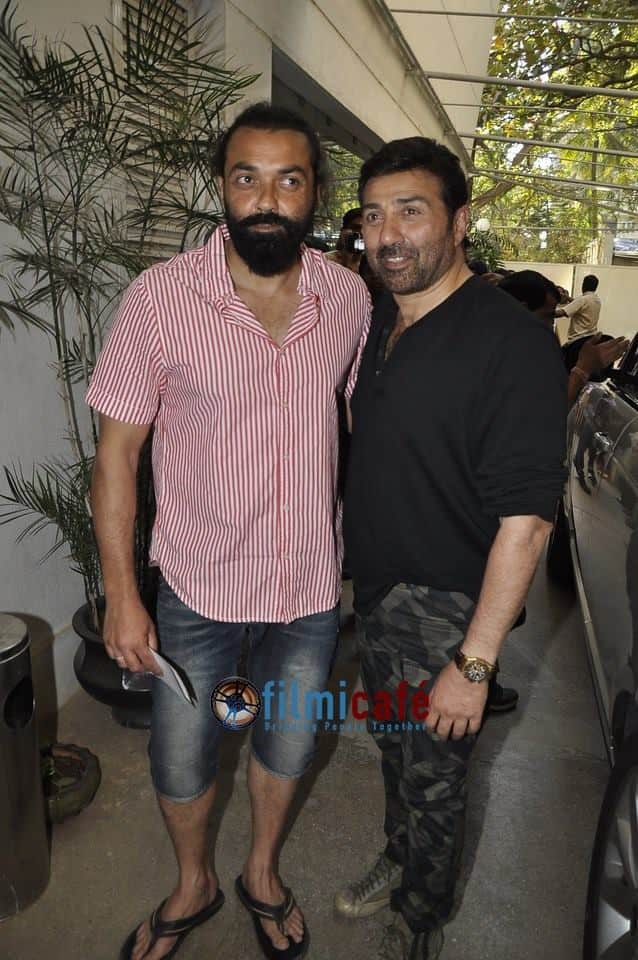 Bobby deol turns DJ tonight