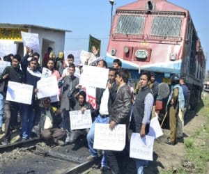 protest in front of link express.