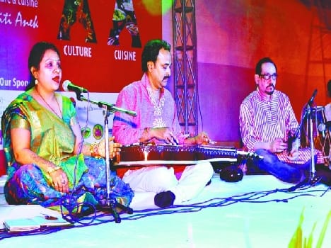 Taj mahotsav