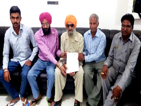 land dispute leads two punjabis kept in hostage by UP goons for five months