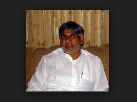 police will issue arrest warrant against prof virender singh
