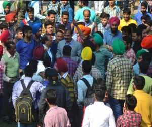 students groups clash in chandigarh sector 11 govt college