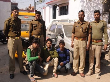 Rides were being looted vehicles, three arrested