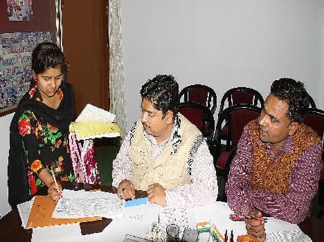 Instructors choose the desired option of the 50 schools