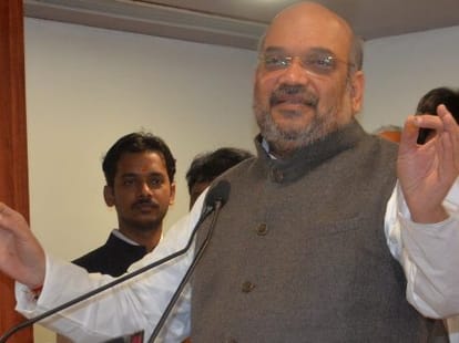 bjp party and amit shah special attarction on navjot sindhu
