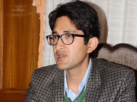 deputy commissioner of shimla rohan thakur.