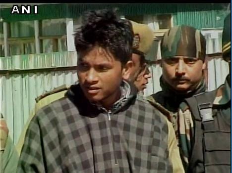jem terrorist sadiq gujjar arrested from baramulla